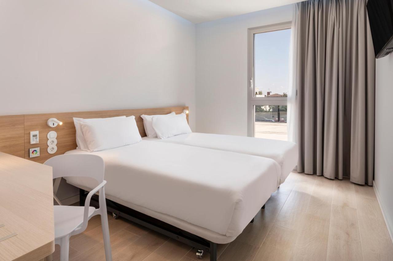 B&B Hotel Lleida Dış mekan fotoğraf